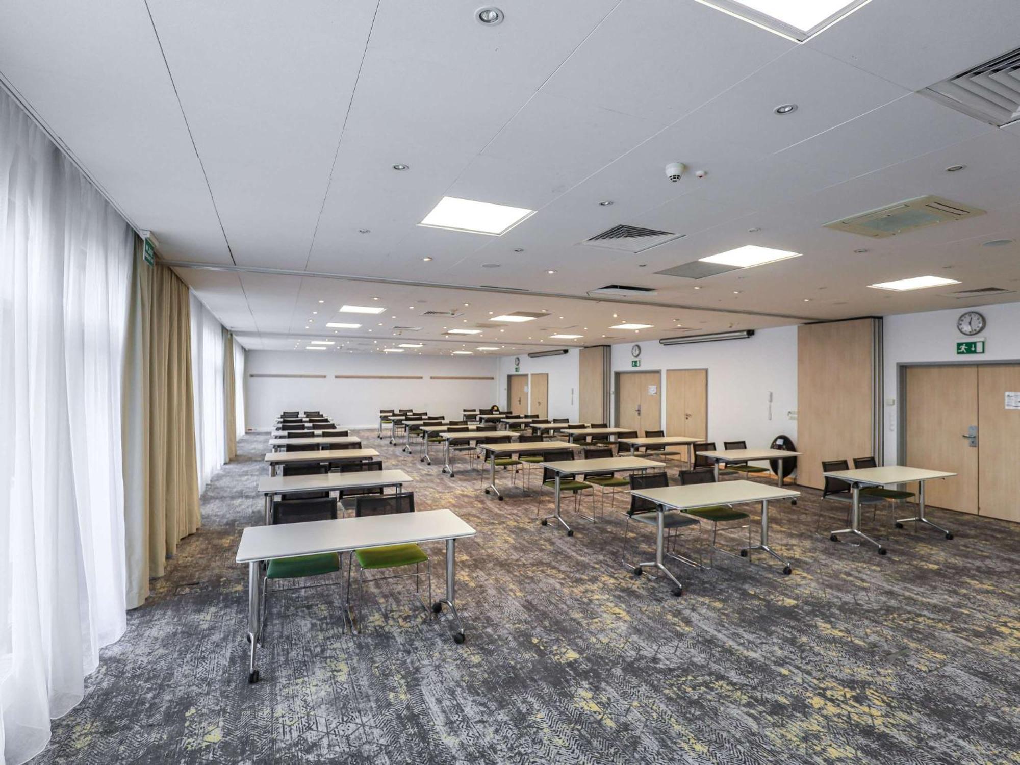 Novotel Malta Hotel 3*