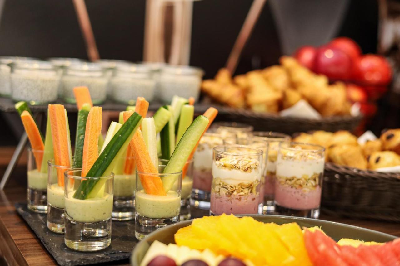 Novotel Malta Hotel 3*